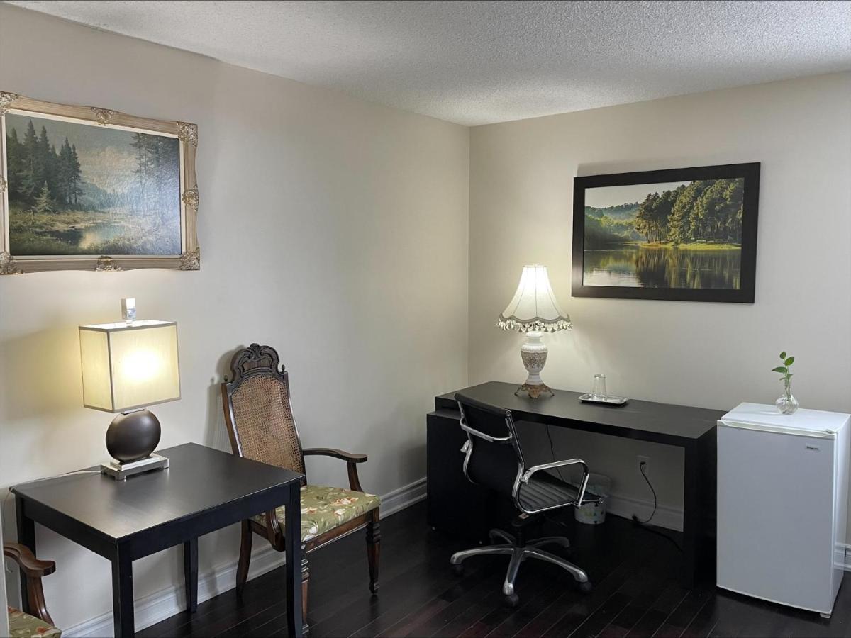 77 Nice And Warm Series Rooms Toronto Eksteriør bilde