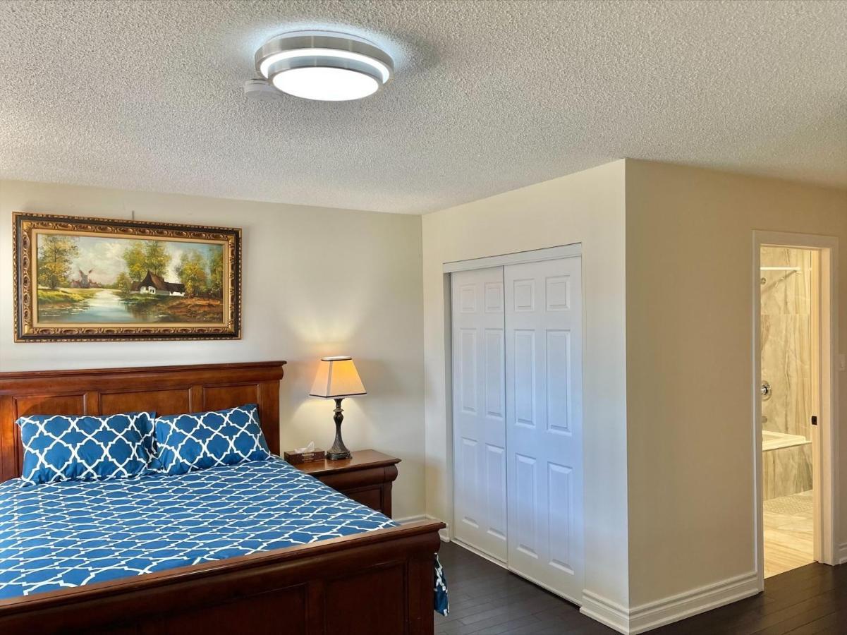 77 Nice And Warm Series Rooms Toronto Eksteriør bilde
