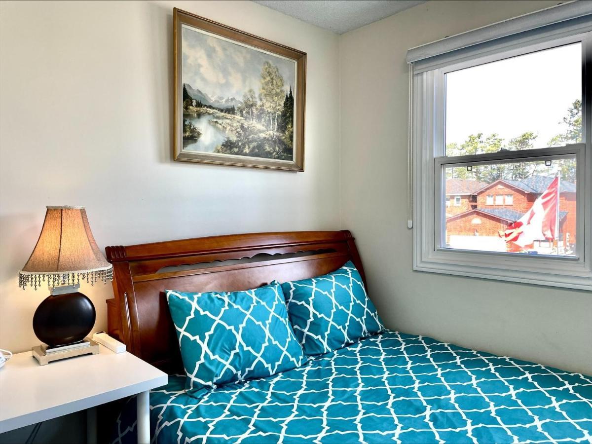 77 Nice And Warm Series Rooms Toronto Eksteriør bilde